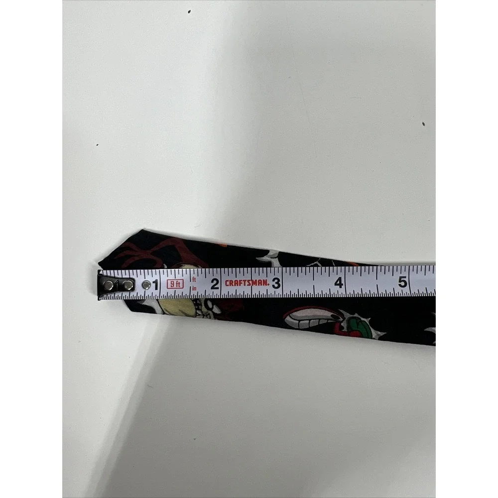 VTG 1995 Looney Tunes 100% Polyester Necktie Bugs Bunny Daffy Duck‎ Tweety Bird